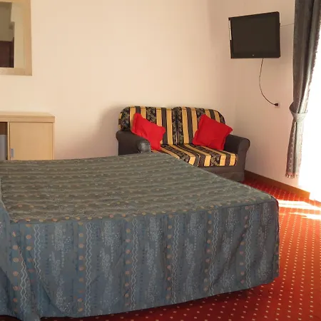 Hotel Chopin 3*