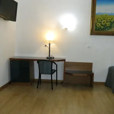 Chopin Hotel Fiumicino