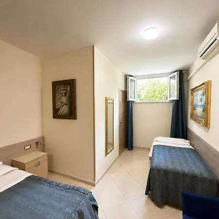 Chopin Hotel Fiumicino