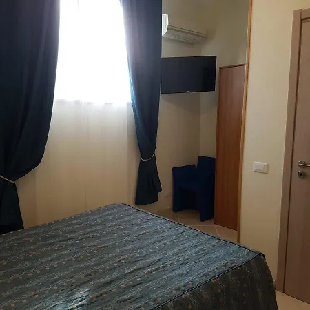 Chopin Hotel 3*